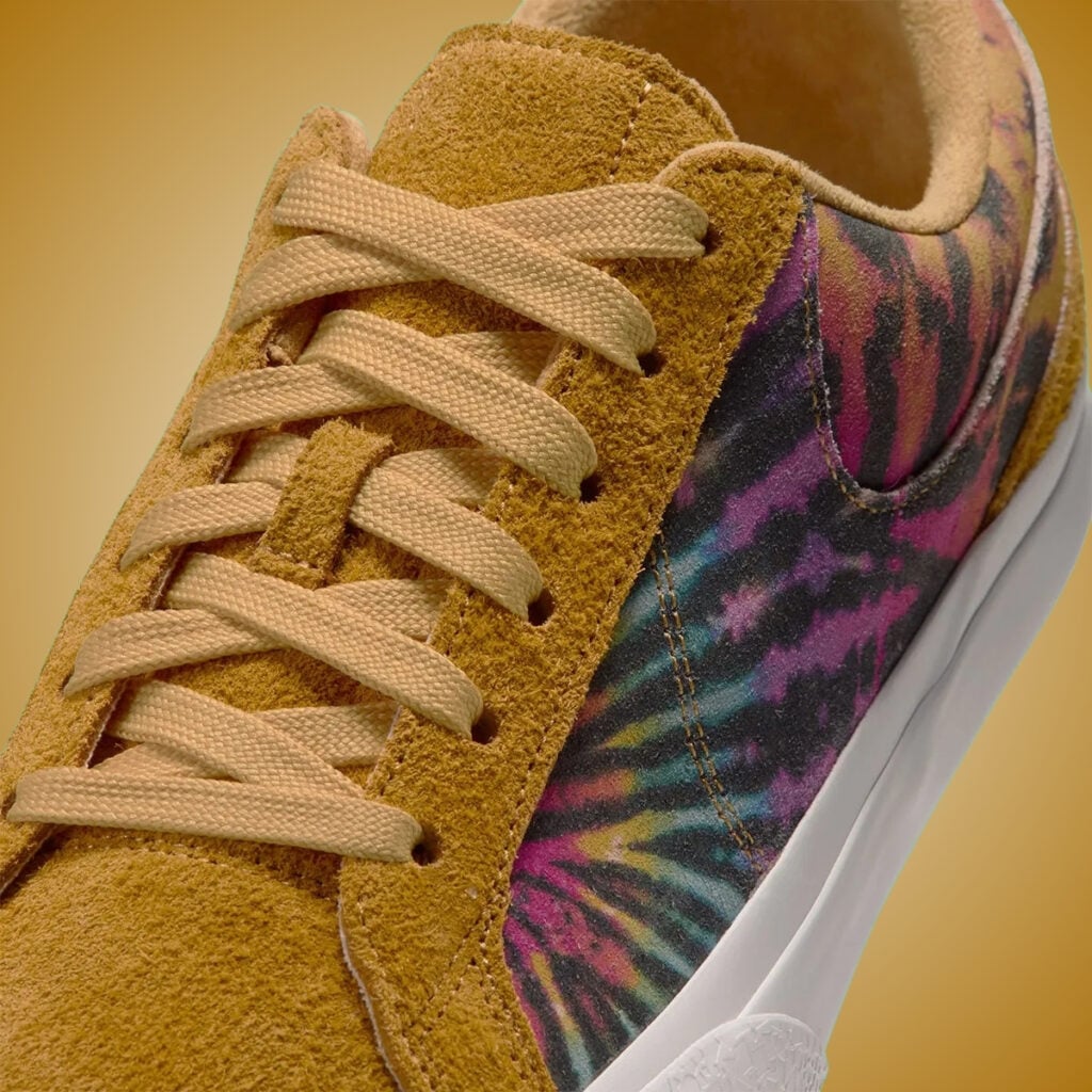 Nike Blazy Tie-Dye IV7023-700