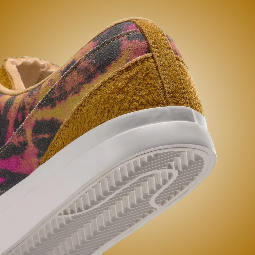 Nike Blazy Tie-Dye IV7023-700